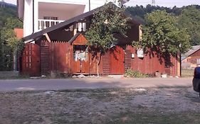 Casa Denisa Vidraru Transfgarasan